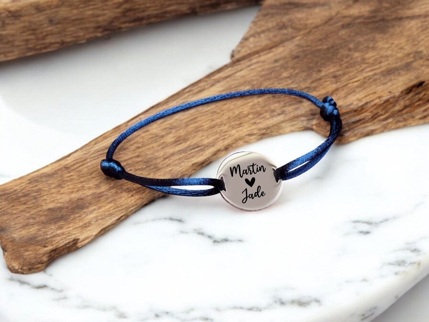 Bracelet cordon nylon personnalisé avec médaille pastille gravée - Nemeti Bijoux