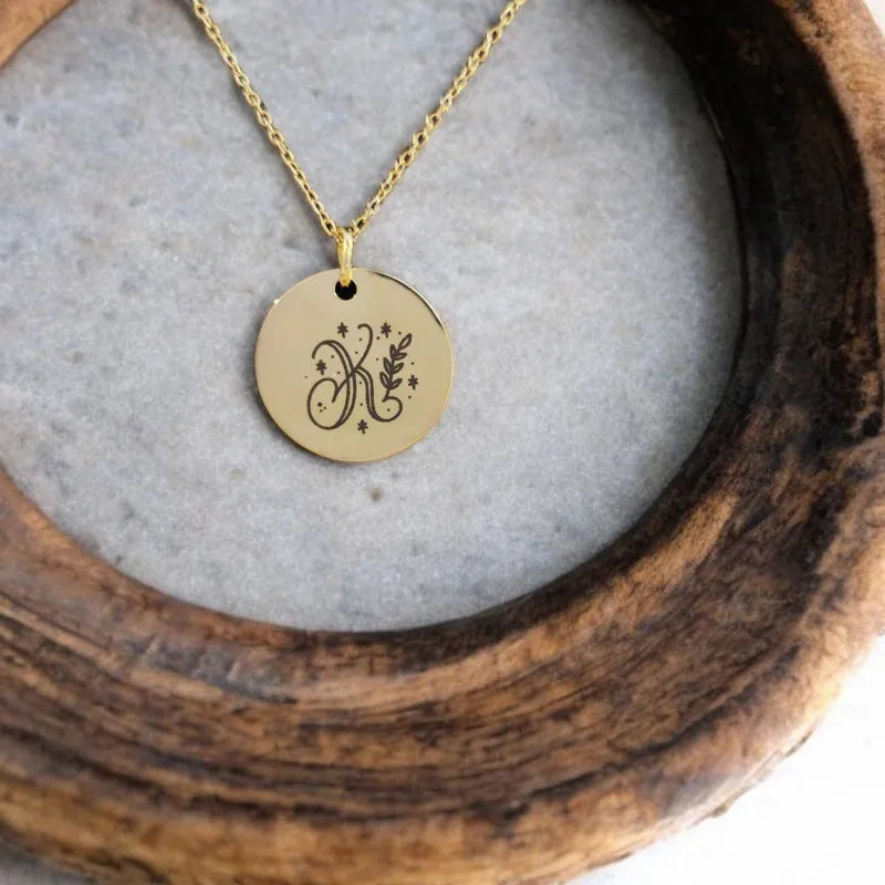 Collier initiale en acier inoxydable monogramme personnalisé gravure laser Nemeti Bijoux