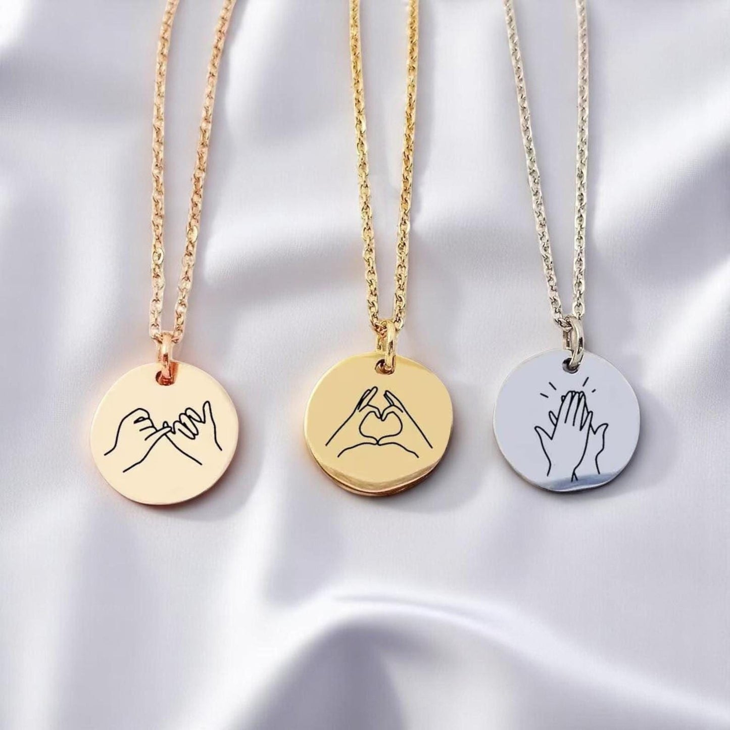 Collier personnalisé en langue des signes et gravure verso - Nemeti Bijoux