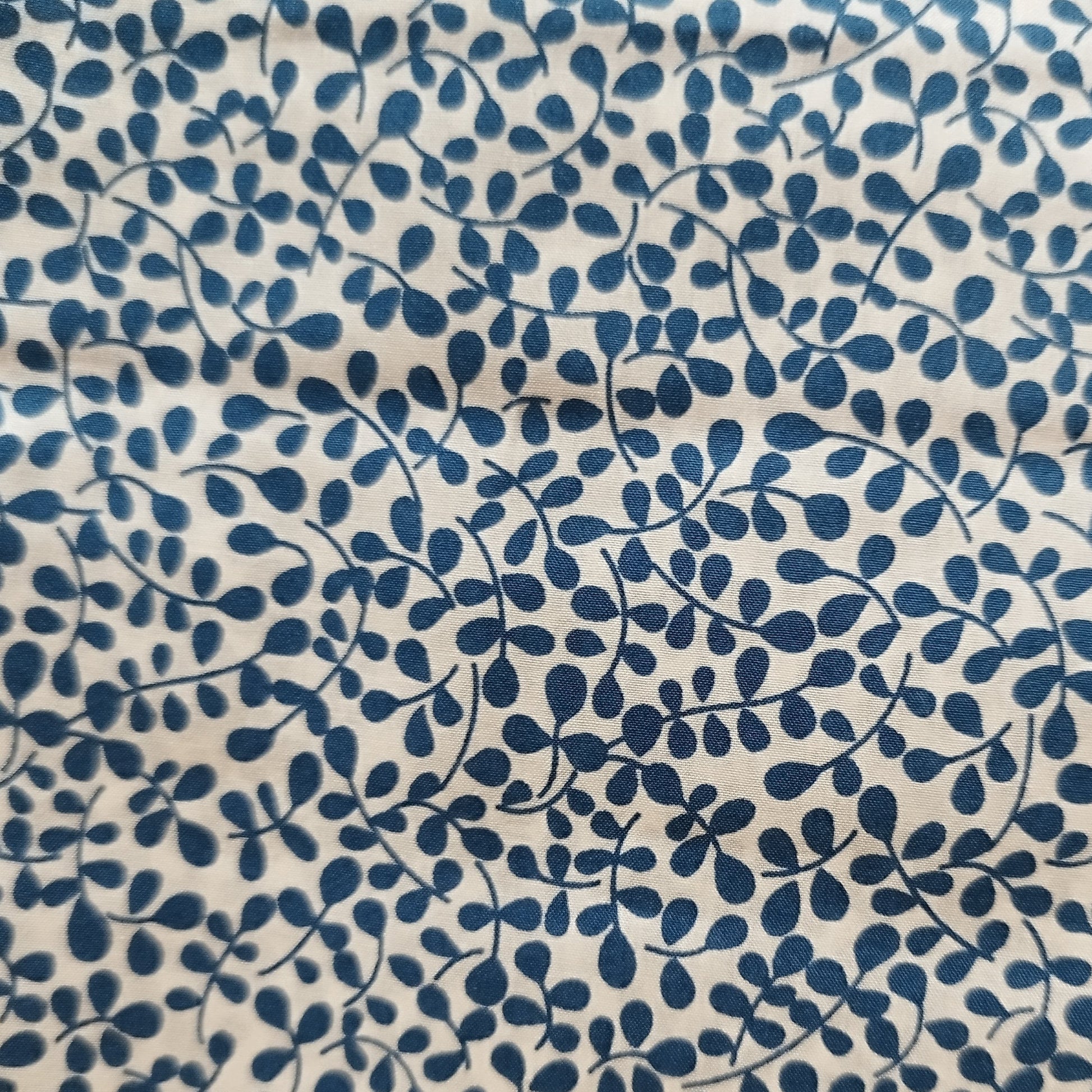 Bracelet liberty personnalisé cordon floral bleu et blanc - Nemeti Bijoux