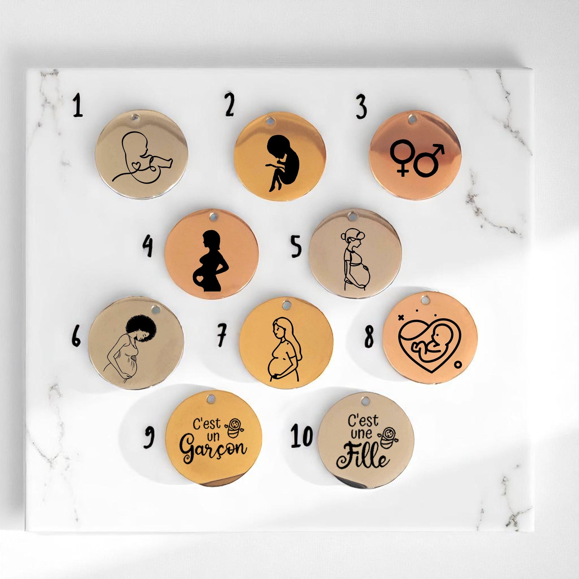 Médaille Gravée Grossesse – Pendentif Future Maman - Baby Shower - Nemeti Bijoux