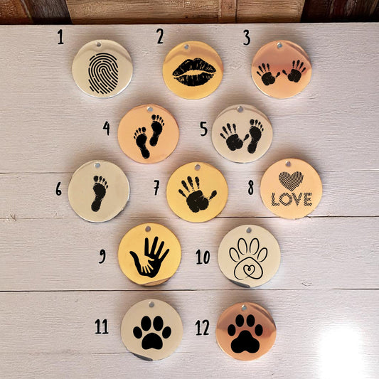 Médaille Gravée Empreintes & Symboles - Nemeti Bijoux