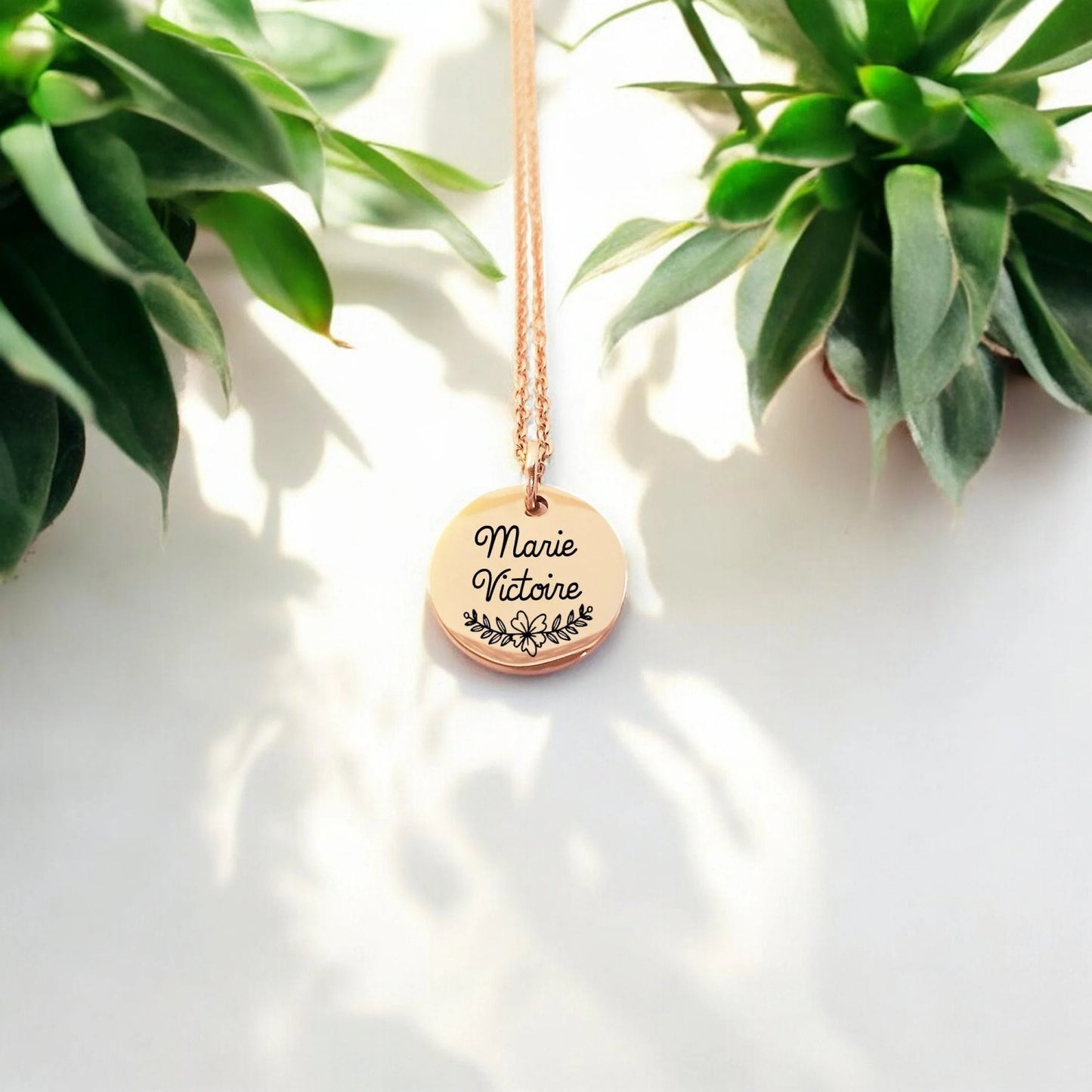 Collier personnalisé avec médaille gravée 16mm - Nemeti Bijoux