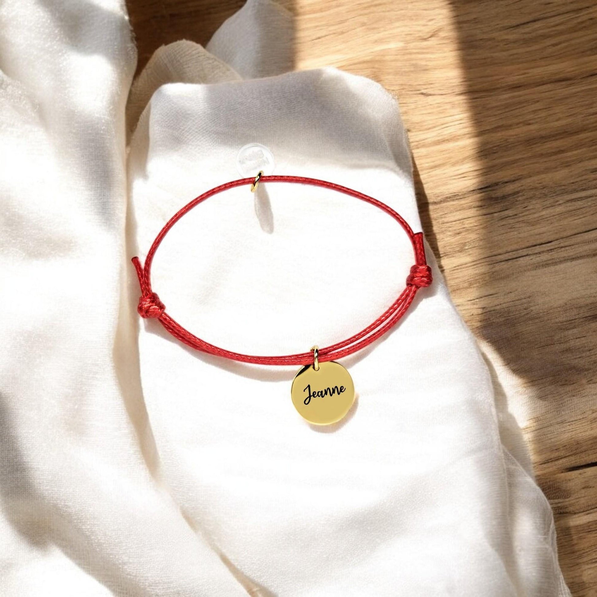 Bracelet personnalisé cordon ajustable avec médaille - Nemeti Bijoux