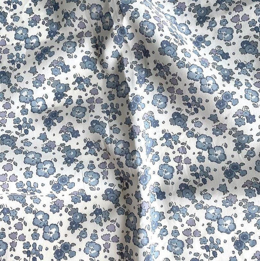 Bracelet liberty personnalisé cordon Ella and Libby bleu et gris fond blanc - Nemeti Bijoux